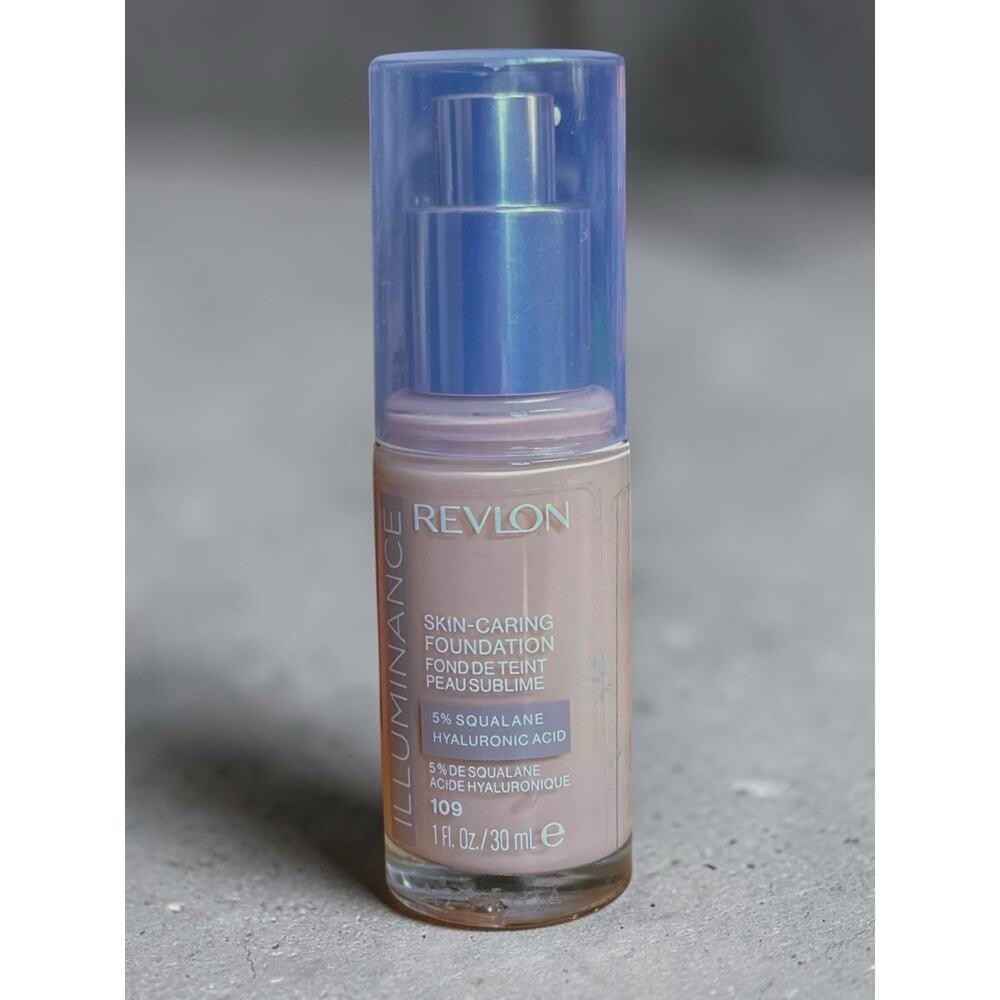 Revlon Illuminance Skin-Caring Liquid Foundation 1 oz 109 Light Ivory New Sealed